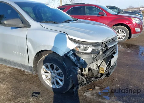 2018 Chevrolet Equinox Ls из США, поврежденный, VIN 3GNAXHEV6JS642937